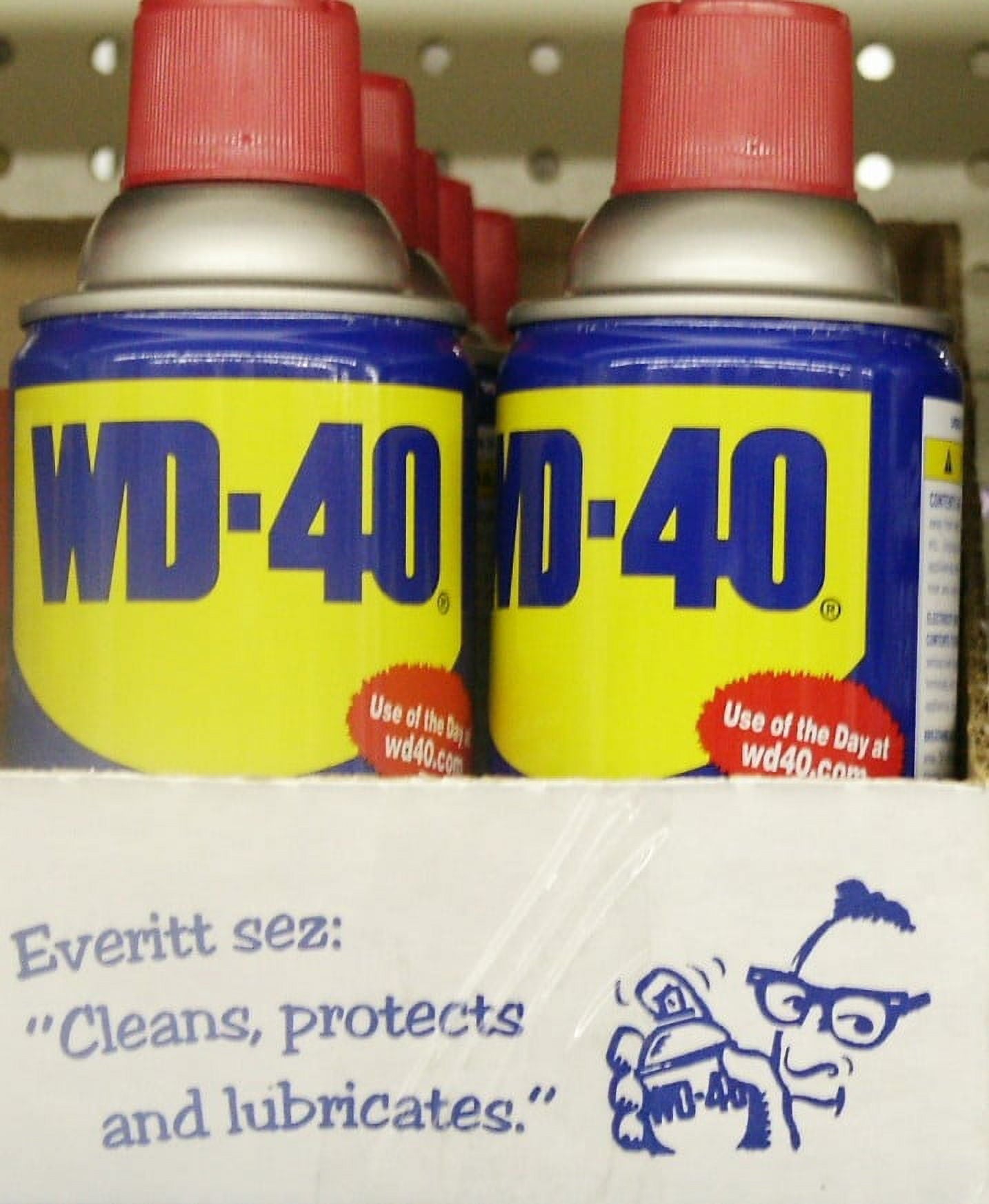 Versatile WD-40 Multi-Use Product Spray Lubricant with Smart Straw, 8 oz. WD40 Spray